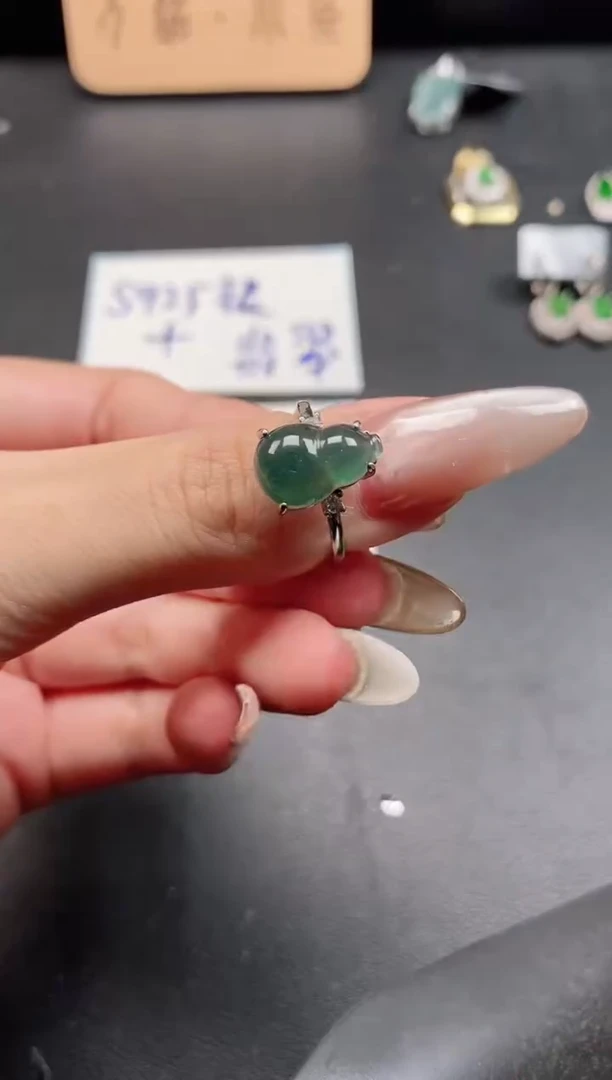 银S925镶嵌戒指翡翠51511