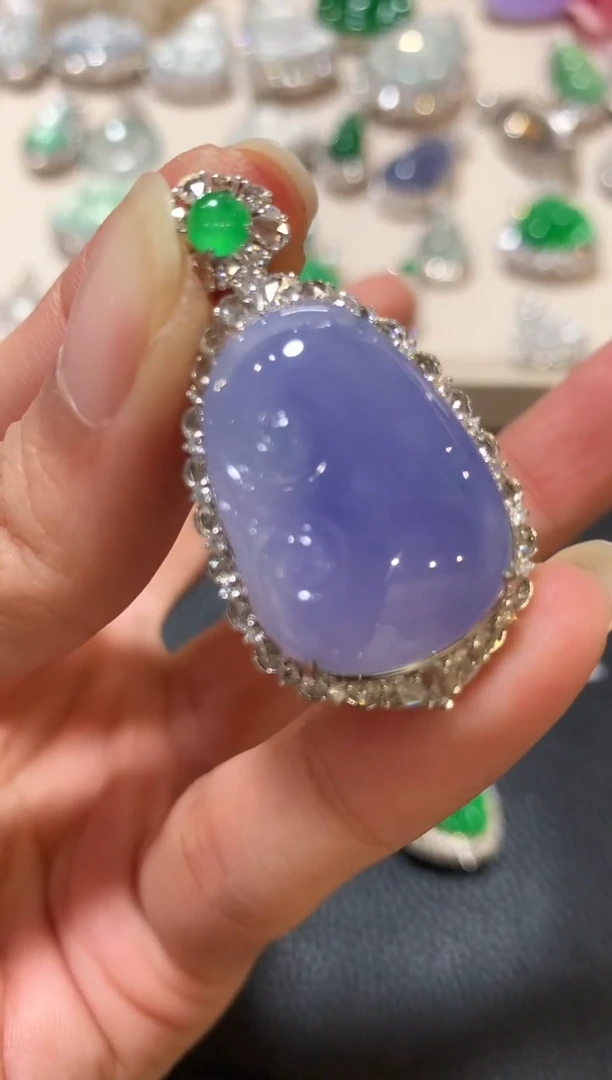 吊坠(不含链)18K金镶嵌翡翠n208紫色有色差