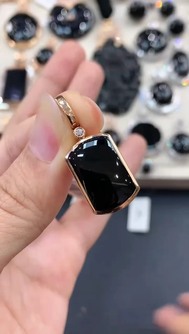 翡翠18K金镶嵌吊坠(不含链)C103