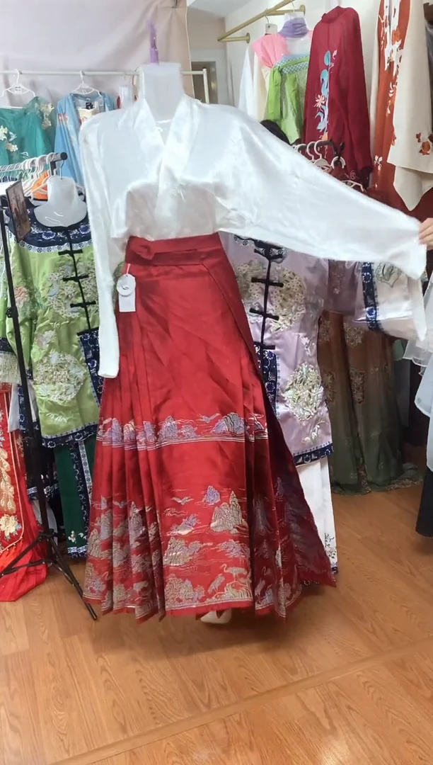 孤品汉服 高品质特价 偶有微瑕 NO退NO换 介意勿拍