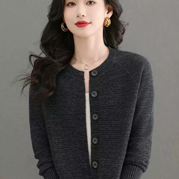 鄂尔多斯市羊毛衫女春秋新款高腰小个子外穿花纱针织时尚百搭外套