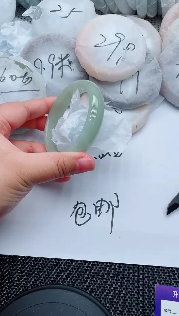 未镶嵌手镯石英质玉33-58-59