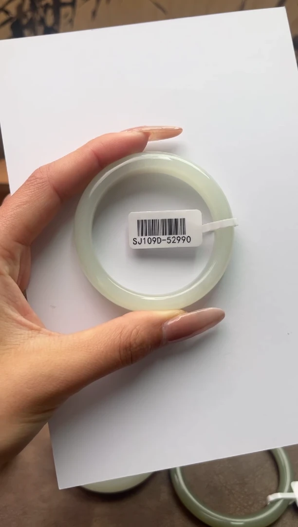 未镶嵌手镯和田玉50+