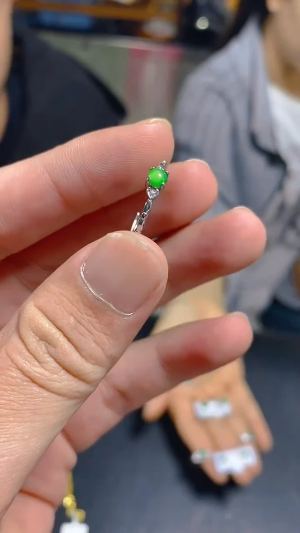 【闪购商品】翡翠戒指未镶嵌0967854293多样性发一