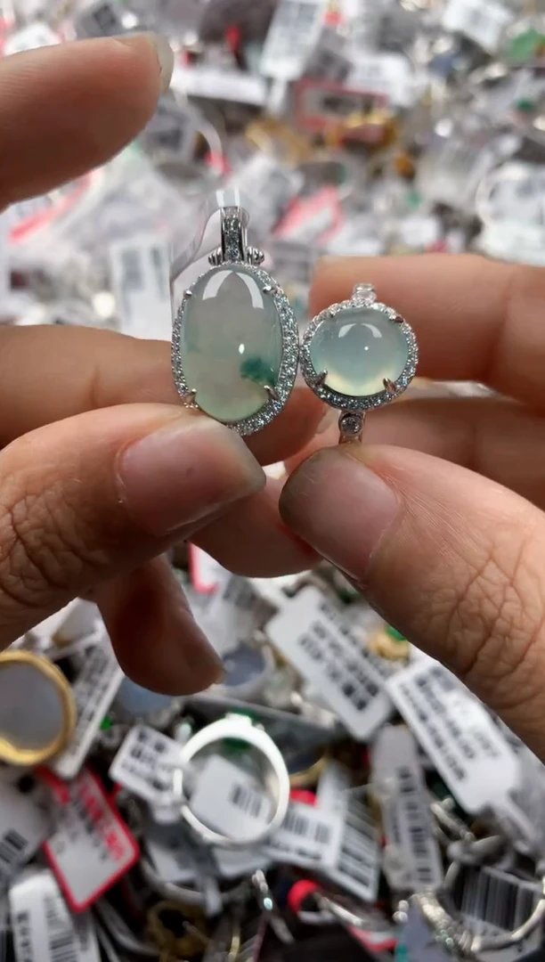 银S925镶嵌戒指翡翠999    9