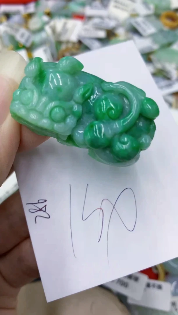 翡翠未镶嵌颈饰111111111111