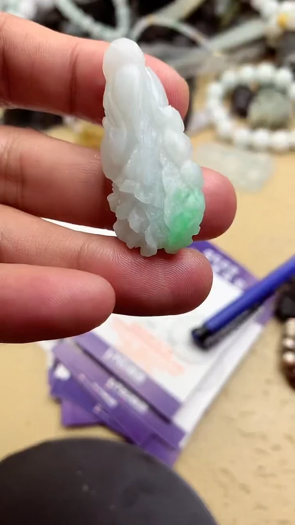定制翡翠未镶嵌翡翠1