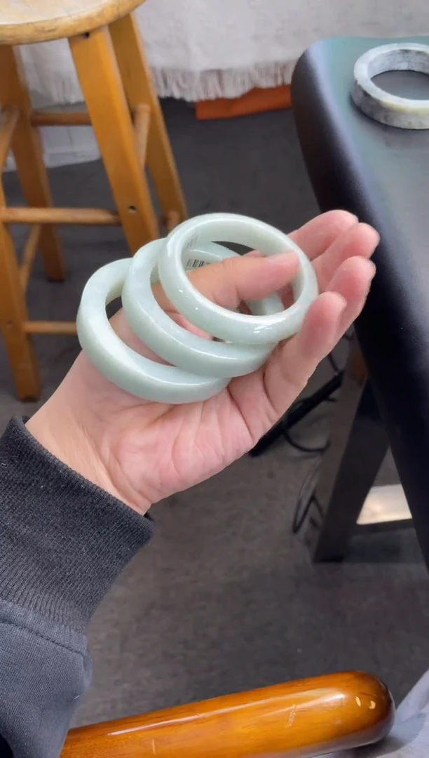 未镶嵌手镯定制翡翠兮*呢手镯DDJ发一件