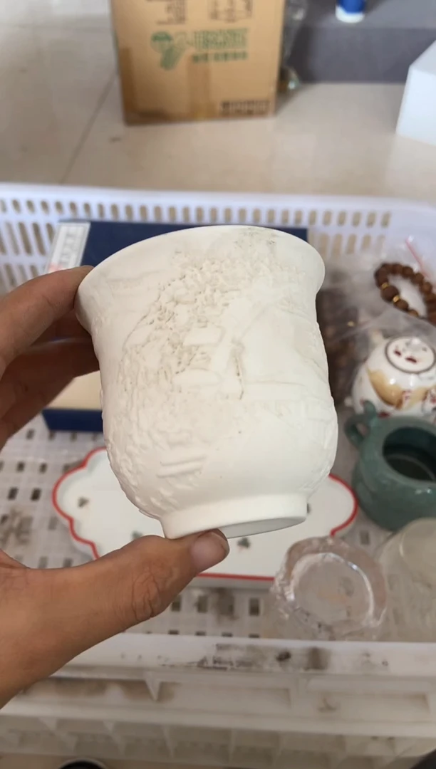 无运费险有瑕疵的摄影的产品有使用过的痕迹有点脏介意勿拍