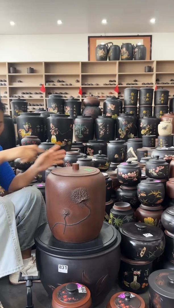 罐瑕疵茶缸高34cm 菩提纹莲蓬  502