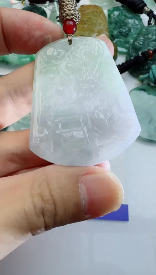 【闪购商品】翡翠颈饰未镶嵌11111111111111