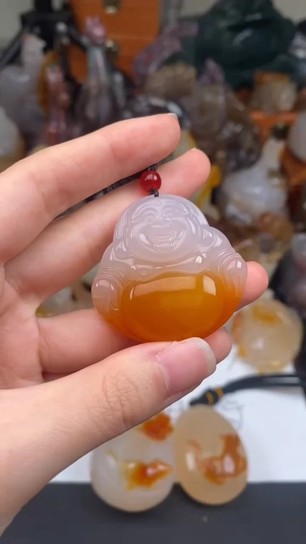 玛瑙/玉髓颈饰未镶嵌装****人AA