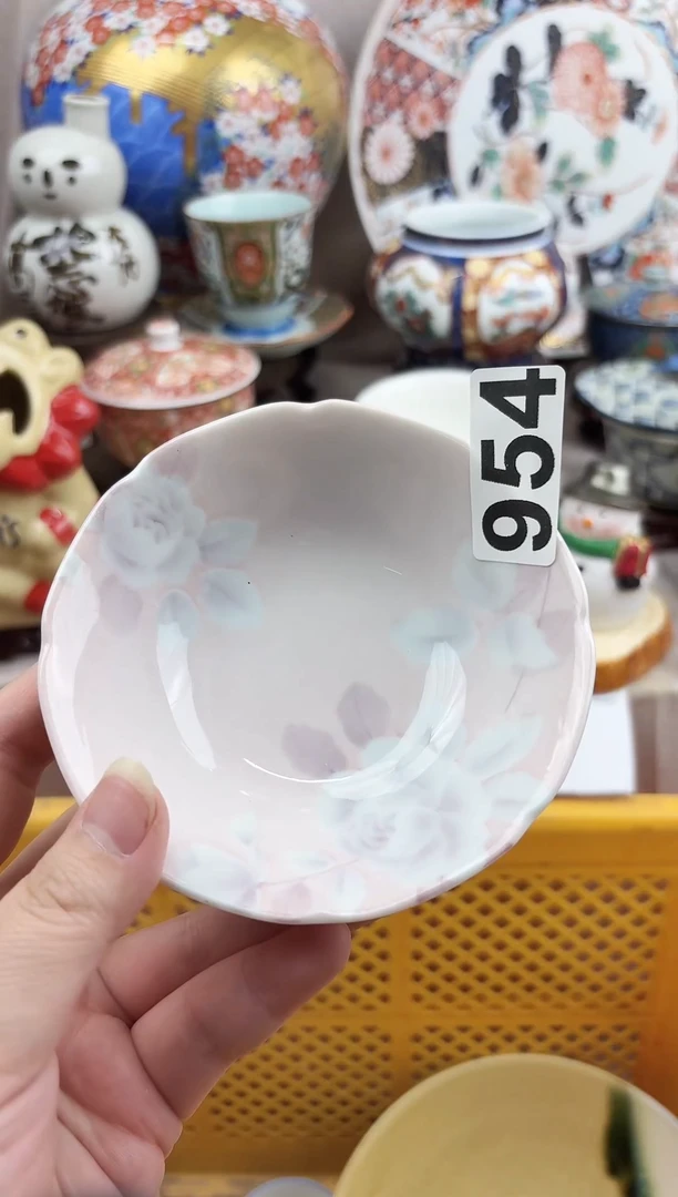 摆件漂亮漂亮的瓷器