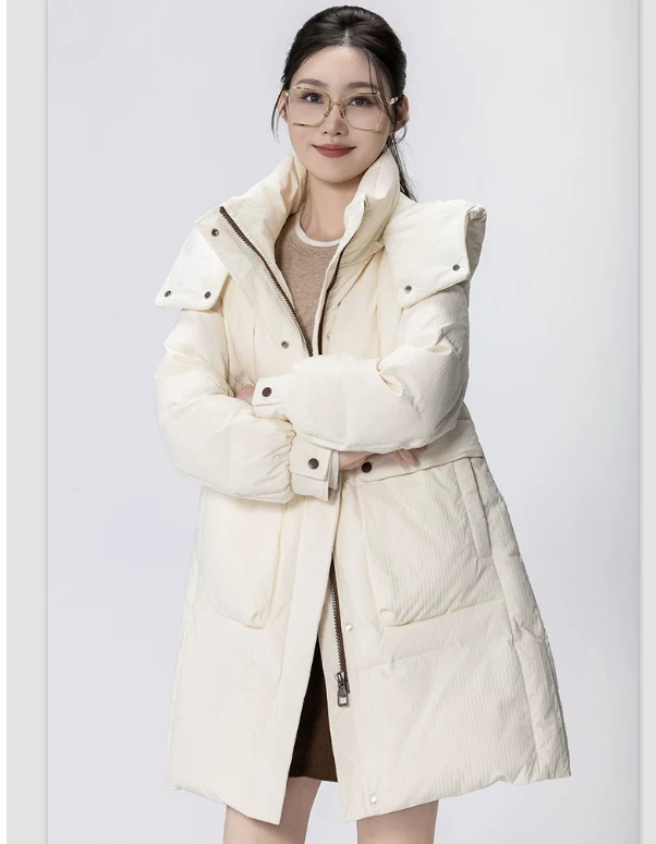 羽绒服女2025年新款冬季时尚短款潮牌白鸭绒加厚面包67232