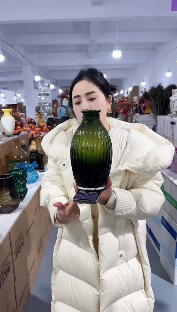 【闪购商品】玻璃安琪花瓶微瑕-YK0N