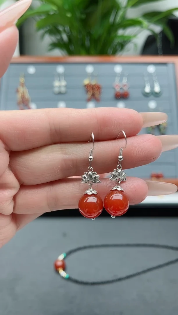 【闪购商品】南红玛瑙耳饰银S925镶嵌302