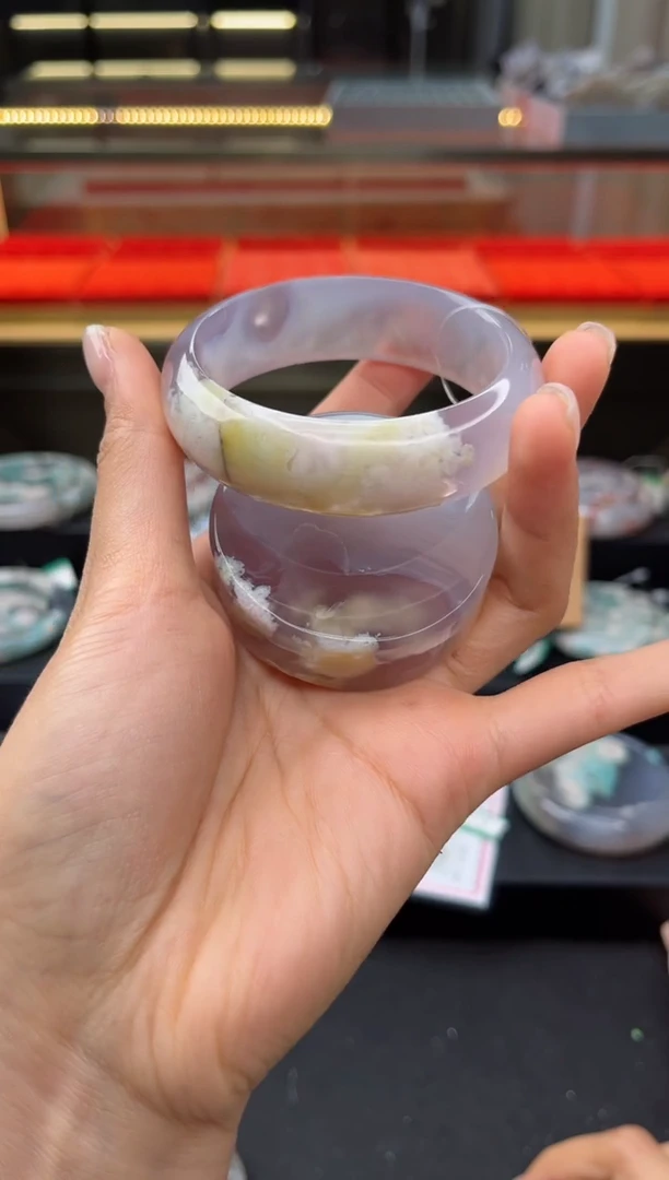 石英质玉手镯未镶嵌55圈口（赠送镯心）6330038