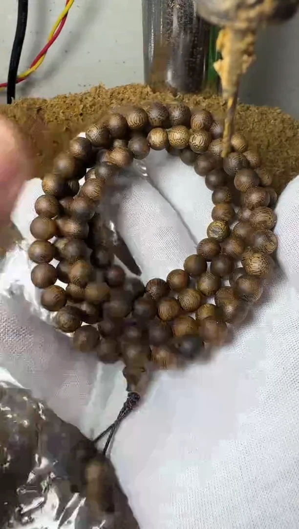 沉香手串绿奇楠沉香卡8规格圆珠108颗24克