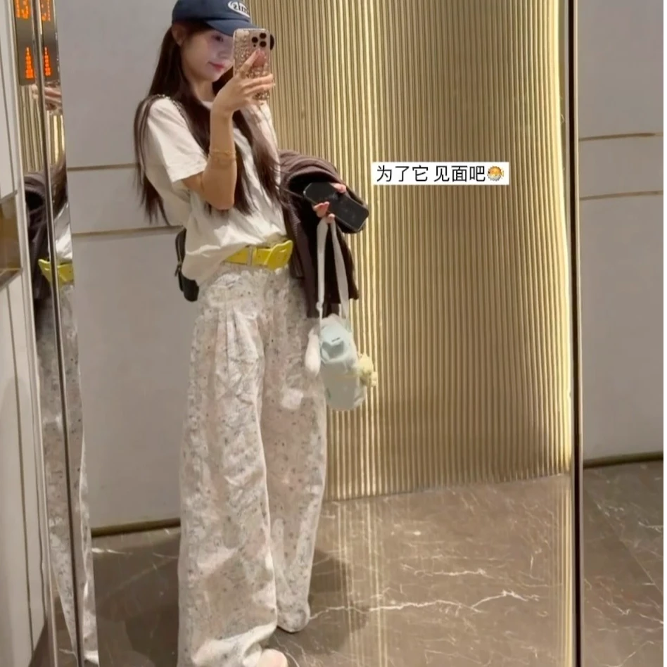 【可可专属】涂鸦印花宽松直筒牛仔裤女2025春季新款高腰百搭阔腿裤