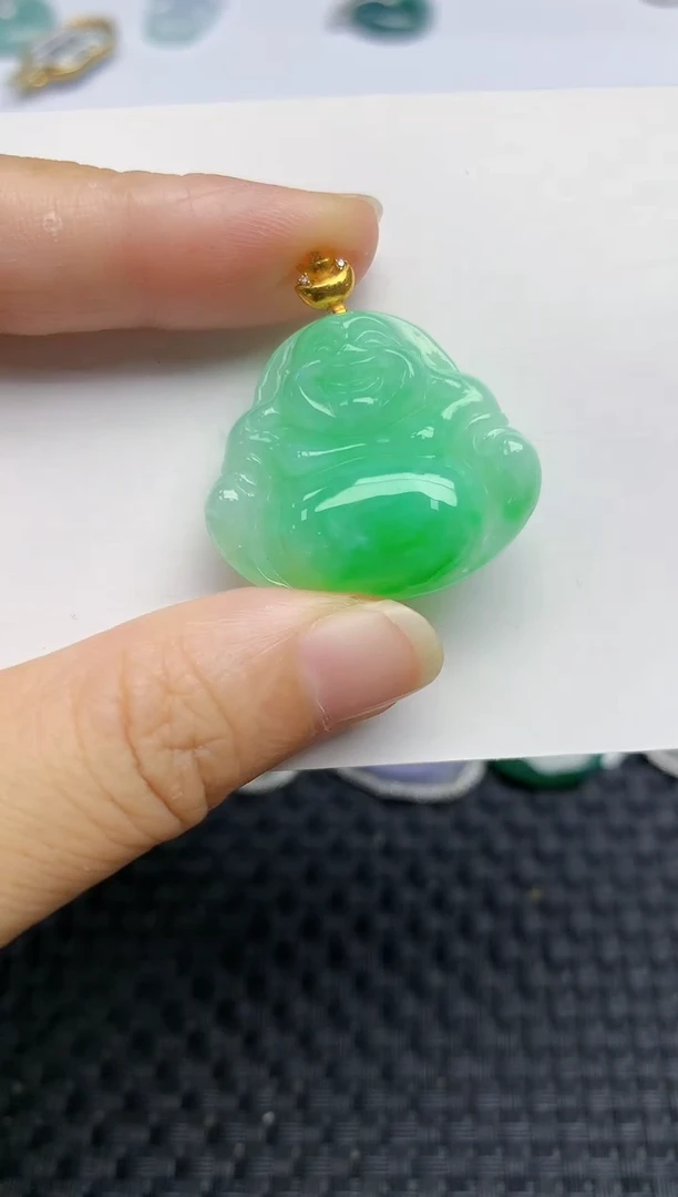 翡翠18K金镶嵌颈饰天然A货翡翠