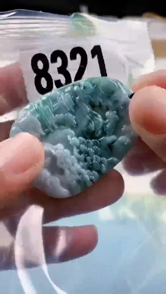 【闪购商品】翡翠挂件未镶嵌天然翡翠吊坠挂件