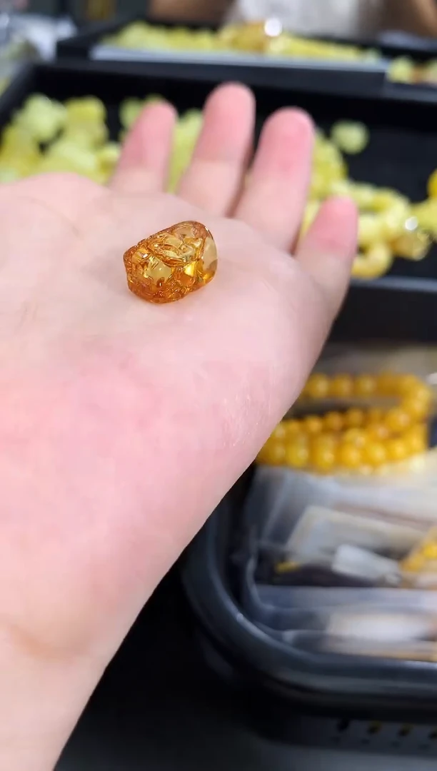 未镶嵌琥珀珠宝奇石140随机发