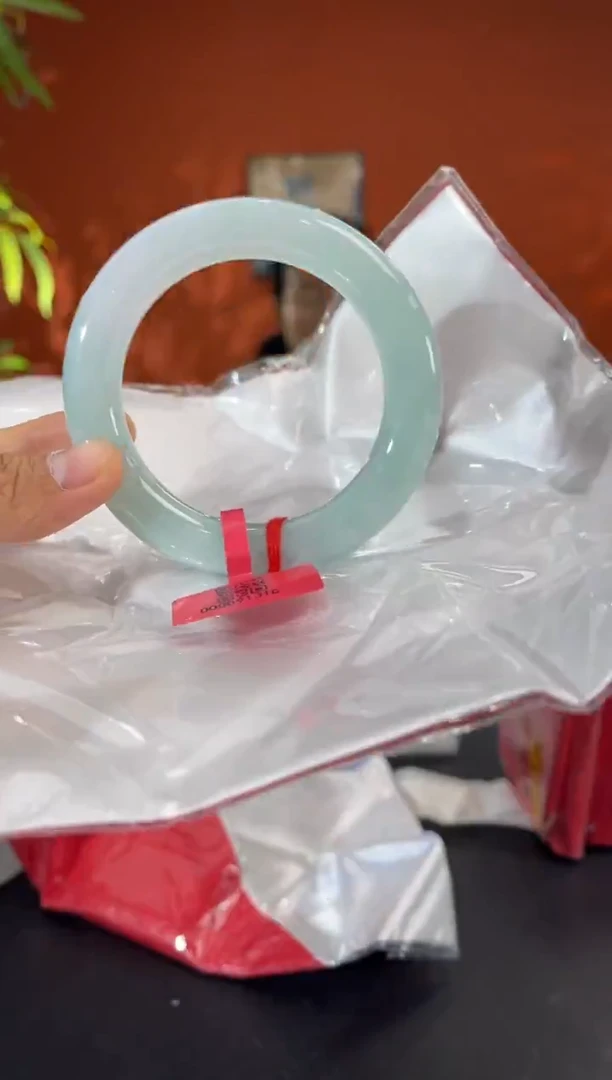 未镶嵌手镯翡翠56