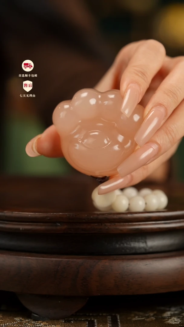 云南石萌趣猫爪手把件