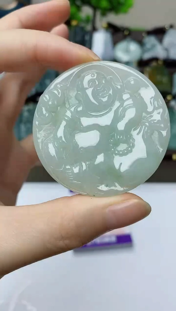 翡翠未镶嵌颈饰