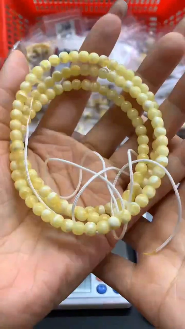 未镶嵌琥珀珠宝奇石320