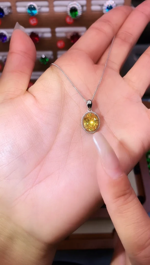 吊坠(赠链)银S925镶嵌碧玺........