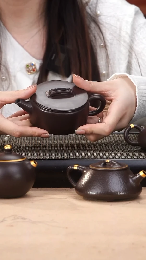 茶壶紫砂陈老师深井紫泥超精工开窗钮汉瓦160cc