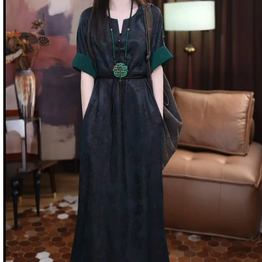 【可诺】香云纱腔调设计感四季可穿印花V领春夏季百搭国风连衣裙