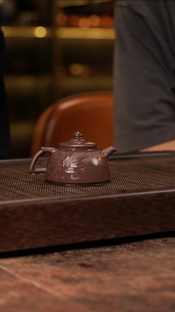 茶壶紫砂大彬笠帽 特拼本色泥绘