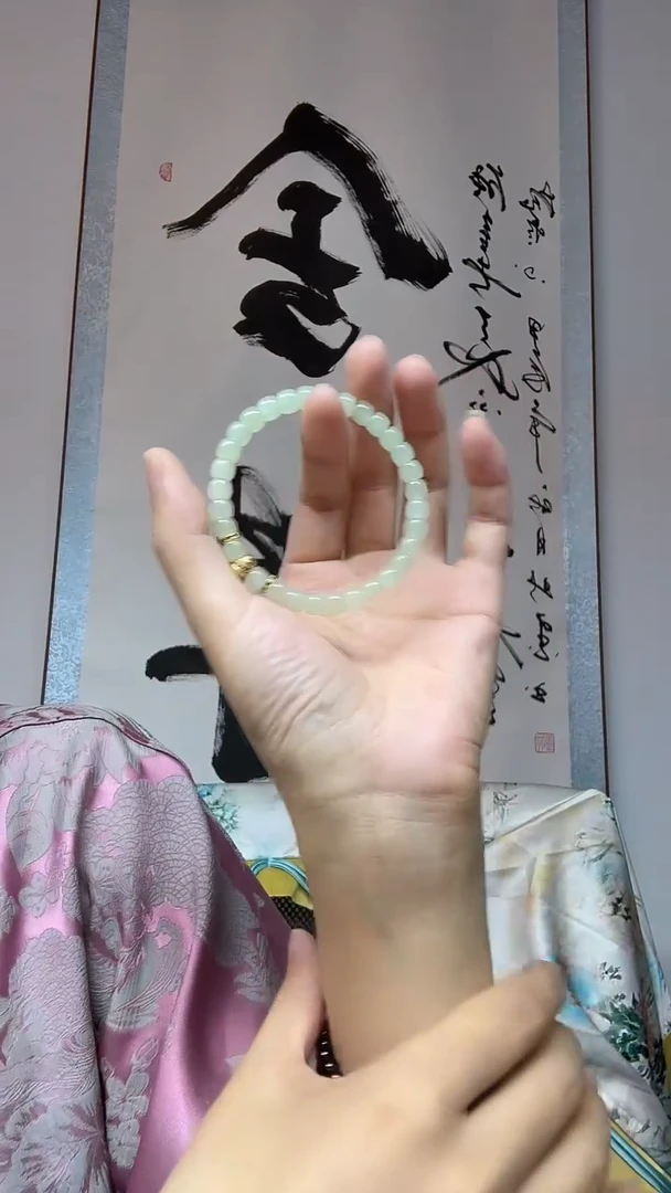 手串未镶嵌和田玉约卡7