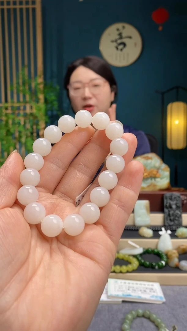 吊坠(不含链)未镶嵌和田玉手串