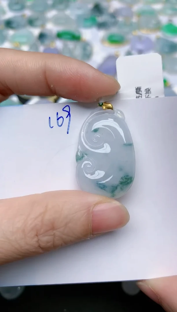 【闪购商品】翡翠颈饰18K金镶嵌天然翡翠A货    