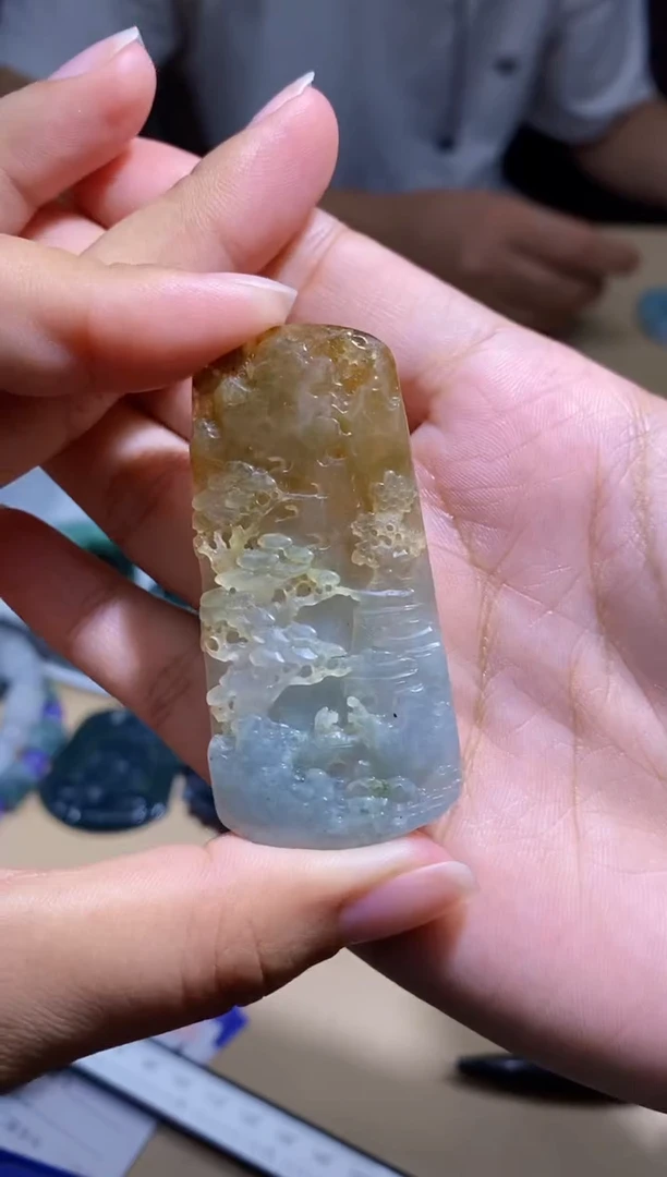 未镶嵌定制翡翠挂件