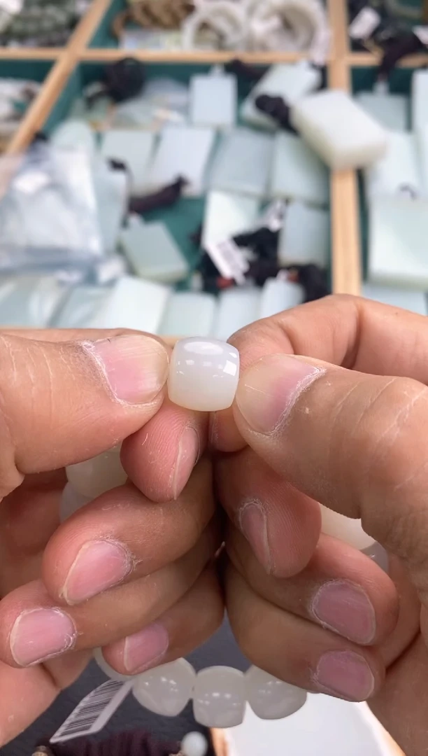 定制和田玉定制手串卡13珠子改卡12珠子