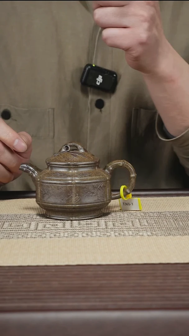 茶壶紫砂T365 龙山金砂柴烧 六方隐角竹鼓 220cc