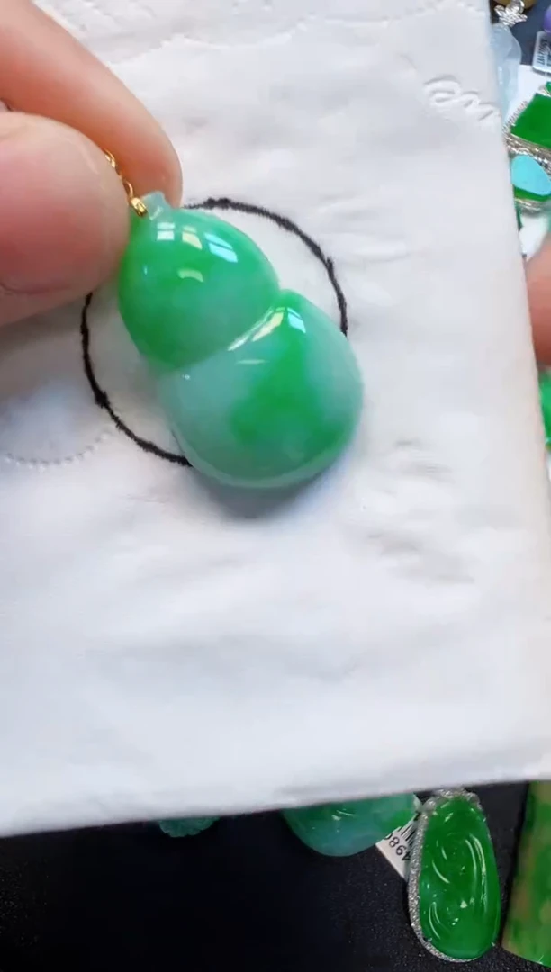 【闪购商品】定制翡翠18K金镶嵌1980元