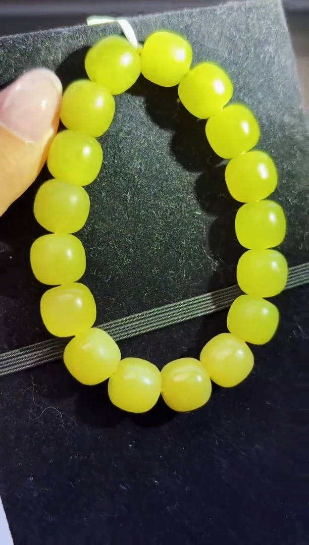 定制和田玉玉润名家天然和田玉（拍一发一）