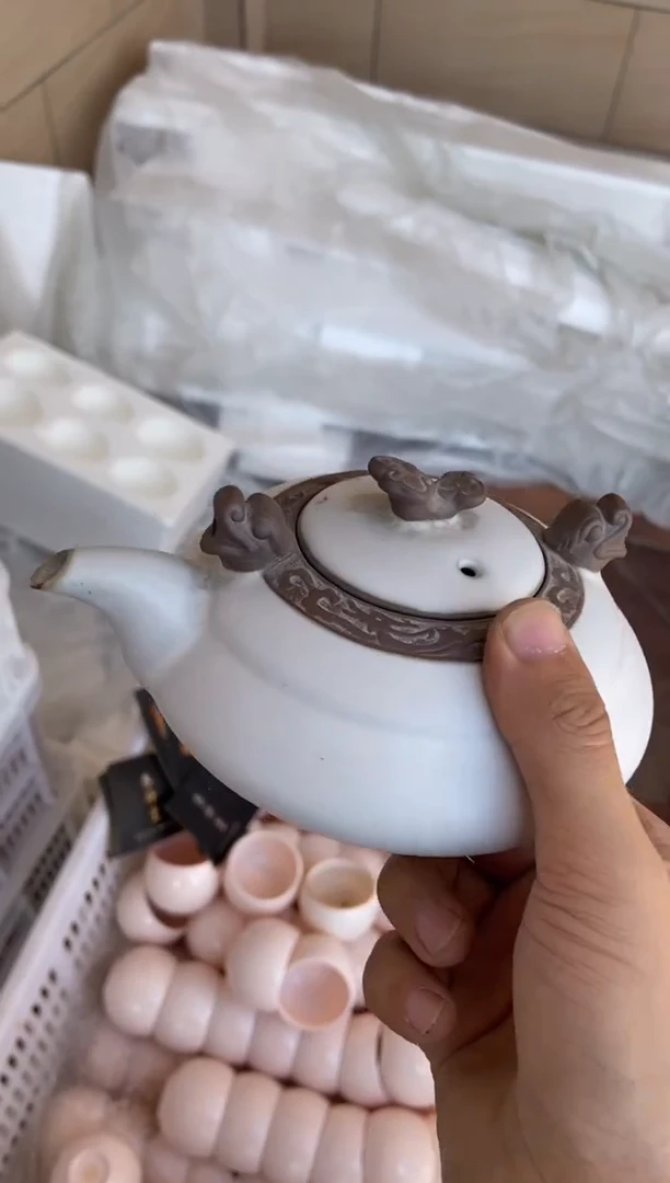 杯无运费险有瑕疵的摄影的产品有使用过的痕迹有点脏介意勿拍