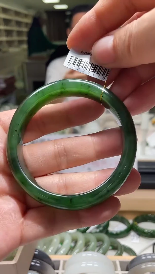 未镶嵌手镯和田玉62-64圈口 0170