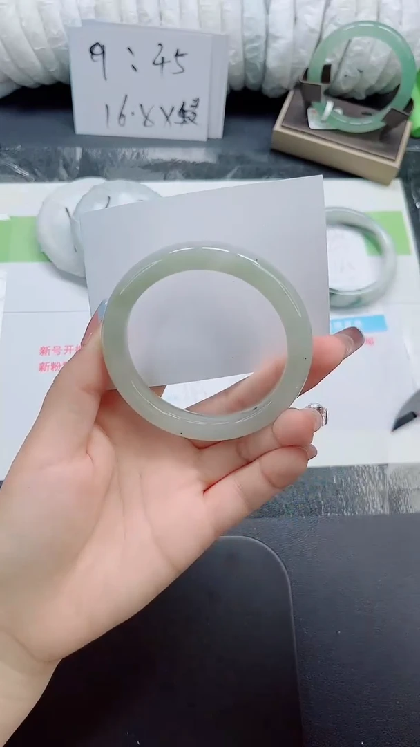 未镶嵌手镯石英质玉b49-58.4