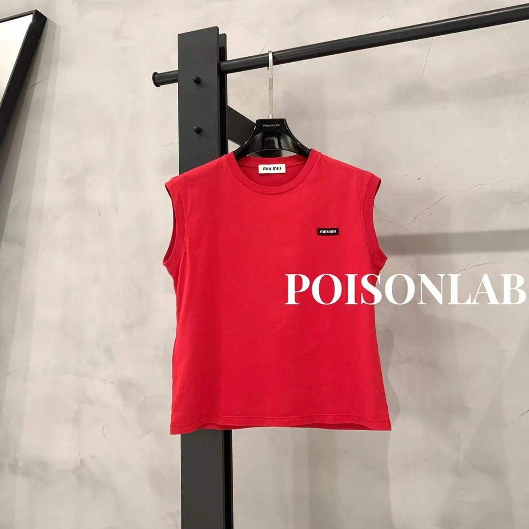全新未使用 MIU MIU/缪缪 红色背心/PoisonLab