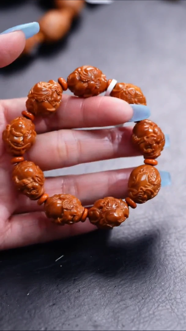 【闪购商品】橄榄核吊坠橄榄核