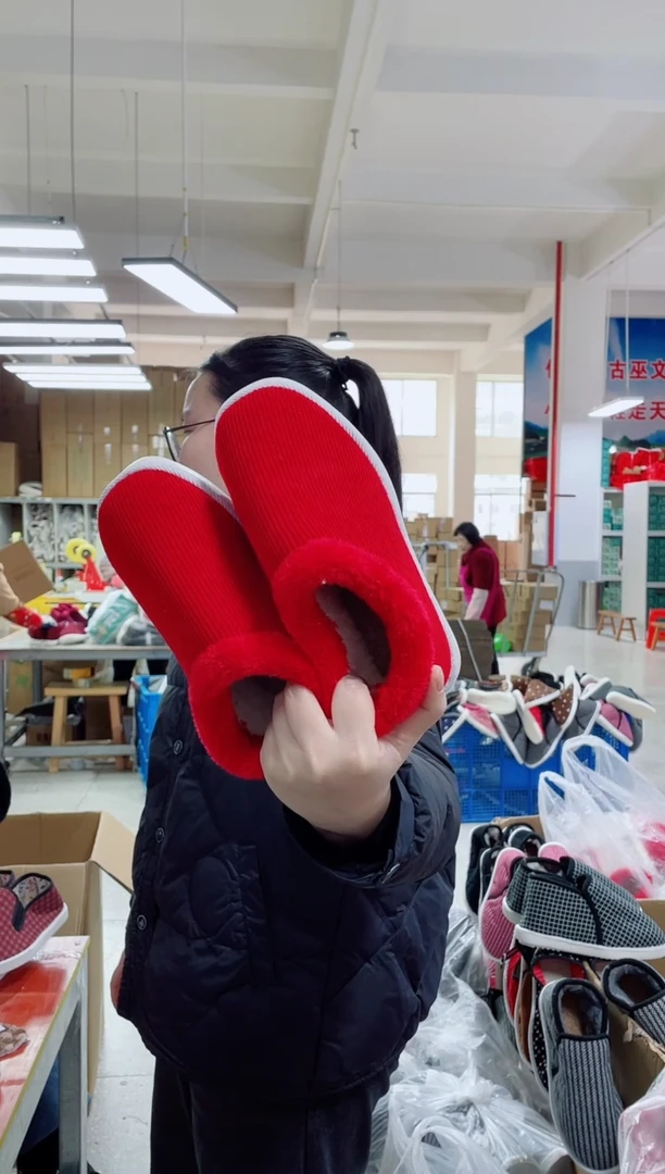 红色毛圈棉鞋39码