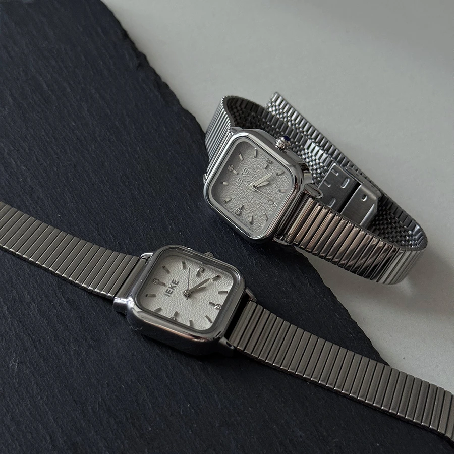 Rune鹿娜《玥》气质高级感简约小众文艺百搭ins女士防水石英表