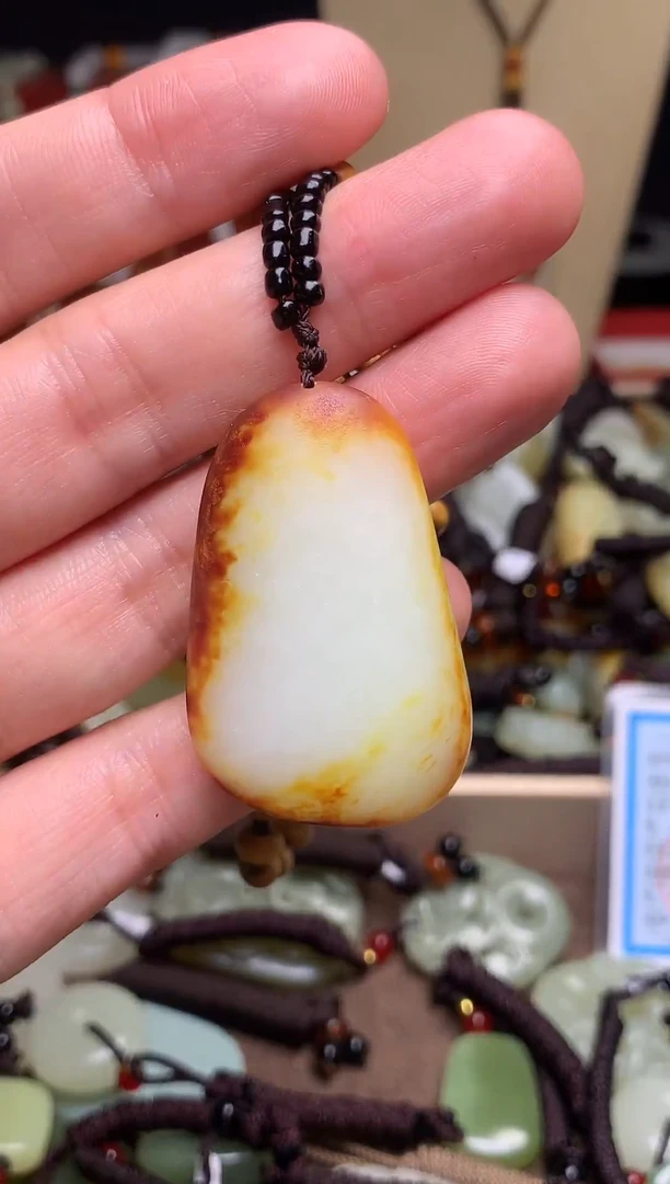 颈饰未镶嵌和田玉新疆料青海料清水和田玉吊坠